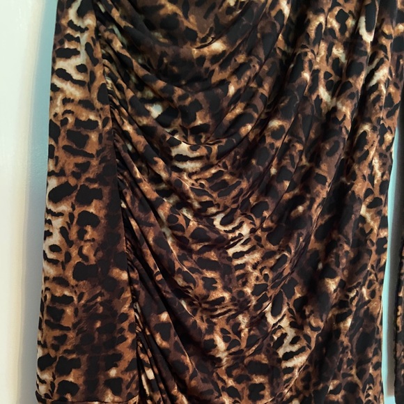 Calvin Klein cheetah print one long sleeved dress - Picture 3 of 7